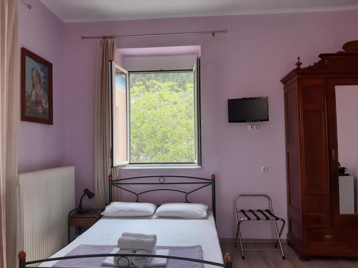Christina Guest House Mystras Exteriér fotografie