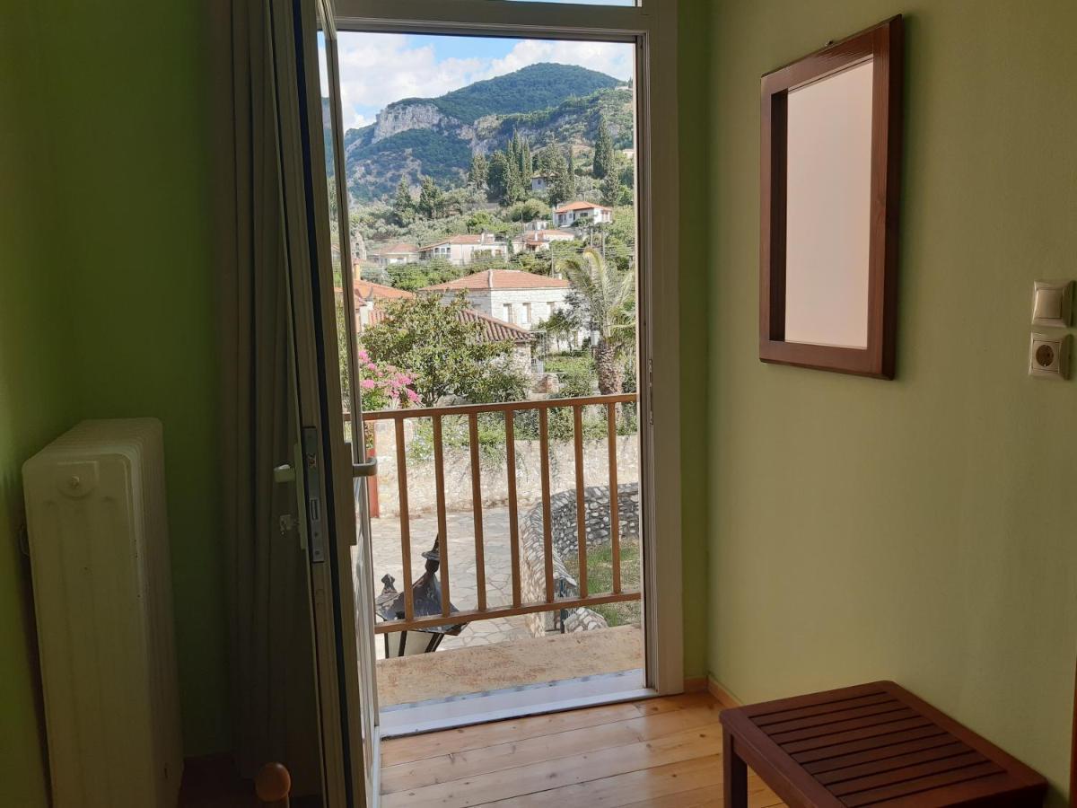 Christina Guest House Mystras Exteriér fotografie