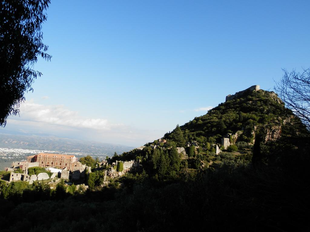 Christina Guest House Mystras Exteriér fotografie
