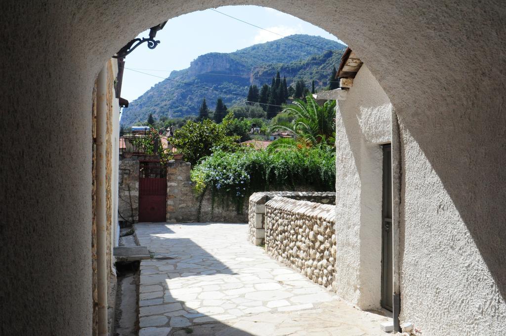 Christina Guest House Mystras Exteriér fotografie